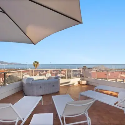 The Rooftop - Jacuzzi - Sea - 180 Terrace - Parking
