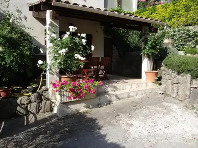 Jardin de l'établissement Les Chenes Biot