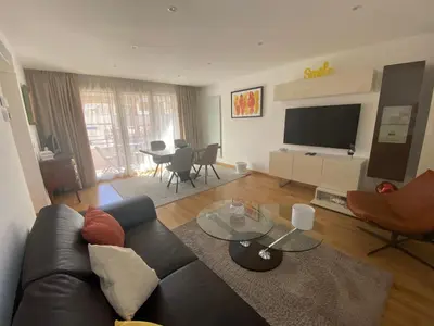 Télévision ou salle de divertissement dans l'établissement Riviera Eden Palace