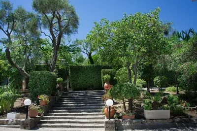 Jardin de l'établissement Hotel Mas Djoliba