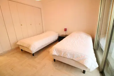 Un ou plusieurs lits dans un hébergement de l'établissement 2 bedroom & studio Palais Royal 2 mins from Croisette and Carlton