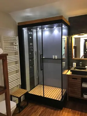 Salle de bains dans l'établissement Appartement Residence Athena