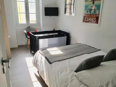 Un ou plusieurs lits dans un hébergement de l'établissement Cannes Le Chabaud