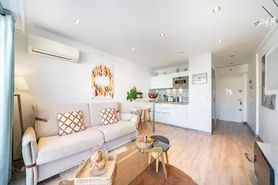 Cuisine ou kitchenette dans l'établissement STUDIO by the croisette
