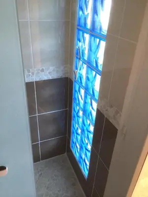 Salle de bains dans l'établissement La Pinede