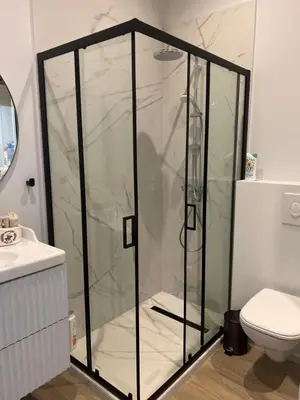Salle de bains dans l'établissement Touchlux apartments
