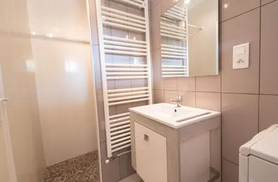 Salle de bains dans l'établissement villa 