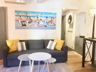 Coin salon dans l'établissement Appart' Vieil Antibes