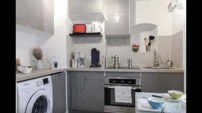 Cuisine ou kitchenette dans l'établissement Vieil Antibes Cosy Close everything