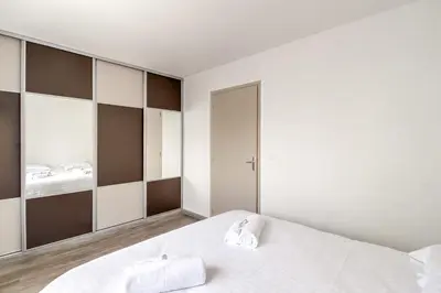 Un ou plusieurs lits dans un hébergement de l'établissement IMMOGROOM- Renovated - Wifi - Close to everything