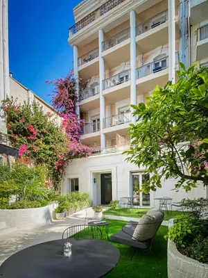 Jardin de l'établissement Hotel Molière