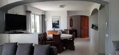 Télévision ou salle de divertissement dans l'établissement Maison Margot