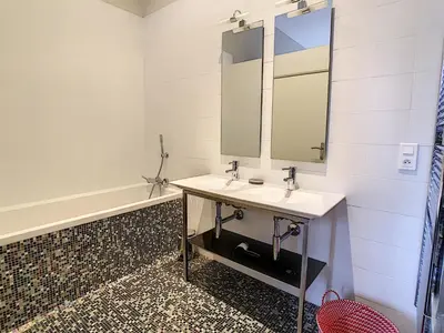 Salle de bains dans l'établissement Le Cid 3P CIR3374