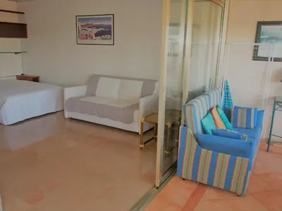 Coin salon dans l'établissement B-AZUR