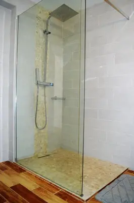 Salle de bains dans l'établissement Villa La Terre Des Lauriers