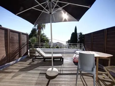 Balcon ou terrasse dans l'établissement Villa Roi Albert 2