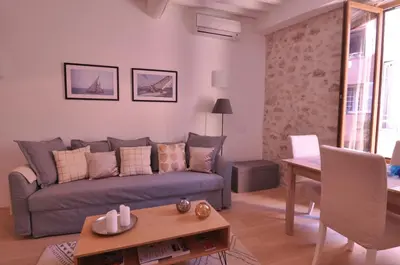 Coin salon dans l'établissement Superb one-bedroom apartment - StayInAntibes- Picasso 1