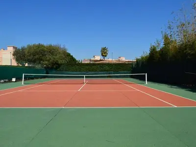 Tennis ou squash au sein de l'appartement ou à proximité