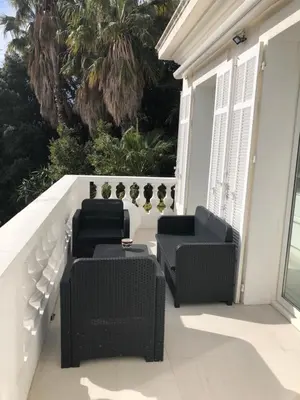 Balcon ou terrasse dans l'établissement Magnifique Appartement Vue Mer