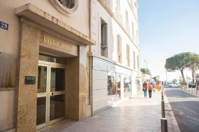 Clients de l'établissement ACCI Cannes Croisette