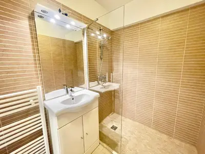 Salle de bains dans l'établissement Branly by Welcome to Cannes