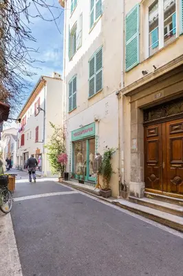 Quartier de l'appartement ou autre quartier proche