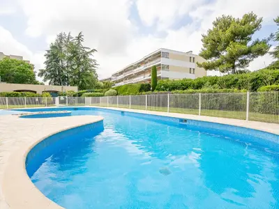 Piscine de l'établissement Apartment Le Mandarin by Interhome ou située à proximité