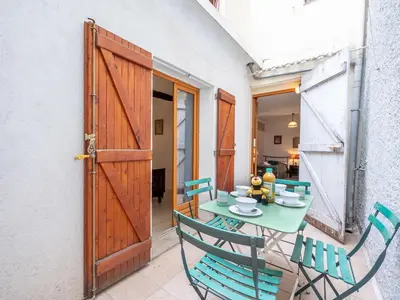 Terrasse ou espace extérieur de l'établissement Apartment Rue de la Pompe by Interhome