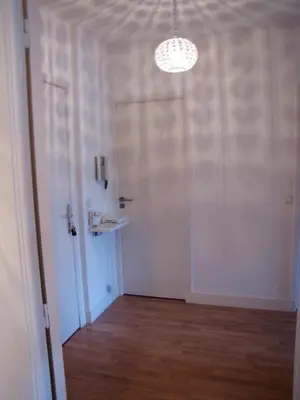 Plan de l'établissement Appartement moderne à Antibes - 50 m² - Vue sur jardin