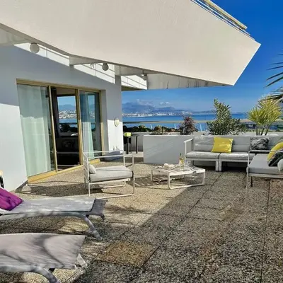 Magnifique 3 pièces avec terrasse et parking