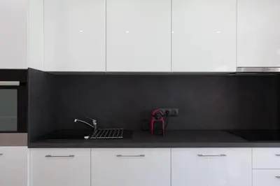 Cuisine ou kitchenette dans l'établissement 3-Room Apartment with Terrace in Palm Beach
