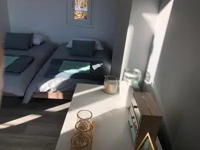 Coin salon dans l'établissement Villa Cocooning proche Cannes