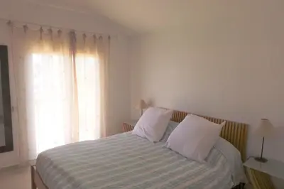 Un ou plusieurs lits dans un hébergement de l'établissement Spacious and bright flat Downtown and Beaches - Swimming Pool