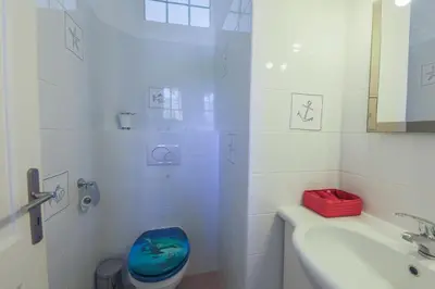 Salle de bains dans l'établissement VILLA LES ONDES VI4120
