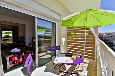 Balcon ou terrasse dans l'établissement Hôtel Restaurant de la Mer
