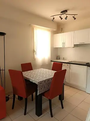 Cuisine ou kitchenette dans l'établissement Villa Salammbo