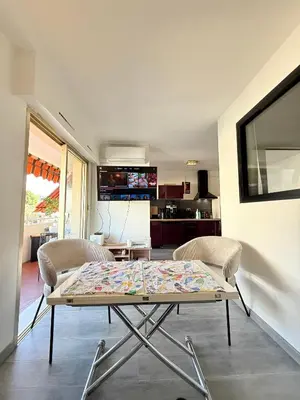 Cuisine ou kitchenette dans l'établissement Le Gallieni