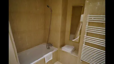 Plan de l'établissement 124 MIRAMAR 65 LA CROISETTE