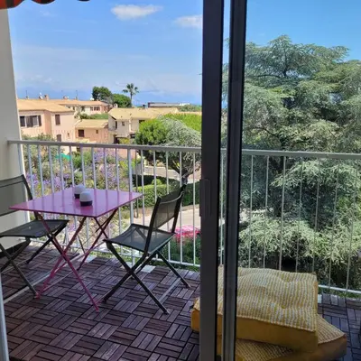 Balcon ou terrasse dans l'établissement Chez Sandrine au Beauvallon