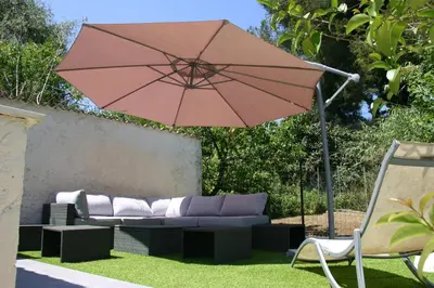 Jardin de l'établissement Villa Azurella