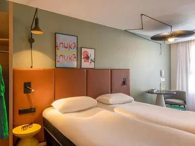 Un ou plusieurs lits dans un hébergement de l'établissement ibis Cannes Centre