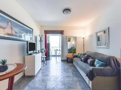 Télévision ou salle de divertissement dans l'établissement Apartment La Brise by Interhome