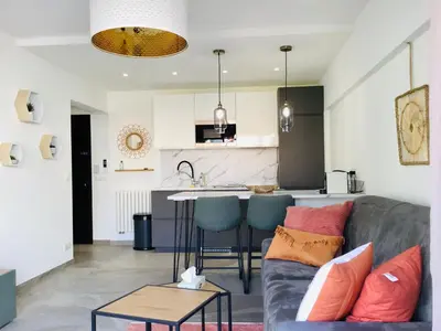 Cuisine ou kitchenette dans l'établissement Salsa LUXE Terrasse et Parking Plages à 100m BEST OF JUAN