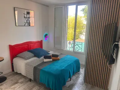 Un ou plusieurs lits dans un hébergement de l'établissement Studio and gallery
