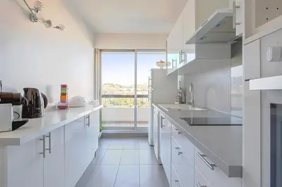 Cuisine ou kitchenette dans l'établissement Appartement Panorama - Welkeys