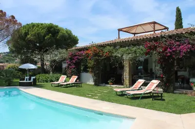 Piscine de l'établissement La Villa Topi ou située à proximité