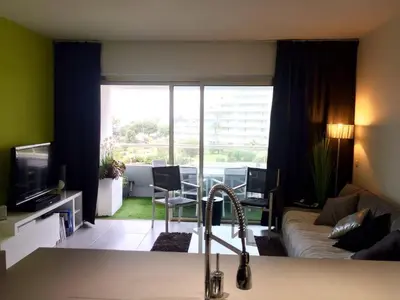Plan de l'établissement Appartement 2 Pièces, Clim, Parking, Villeneuve-Loubet Plage - FR-1-252A-28
