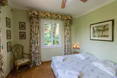 Un ou plusieurs lits dans un hébergement de l'établissement Villa Tsavorite - Cannes Californie