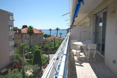 Balcon ou terrasse dans l'établissement T3 Pte Croisette Vue mer Plage à 100m