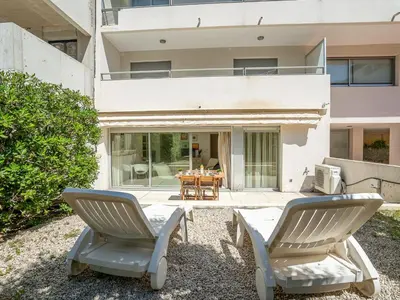 Coin salon dans l'établissement Apartment Cannes Bay-1 by Interhome